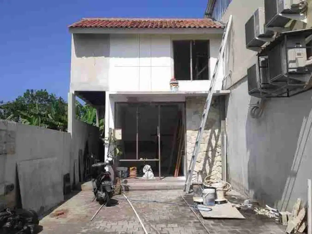 Disewakan Rumah Baru Mezzanine, Fully Furnished di Renon dekat Sanur dan Kuta