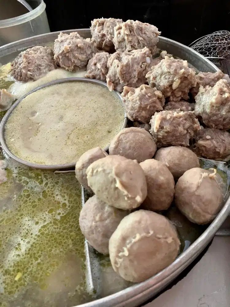 Dibutuhkan karyawati