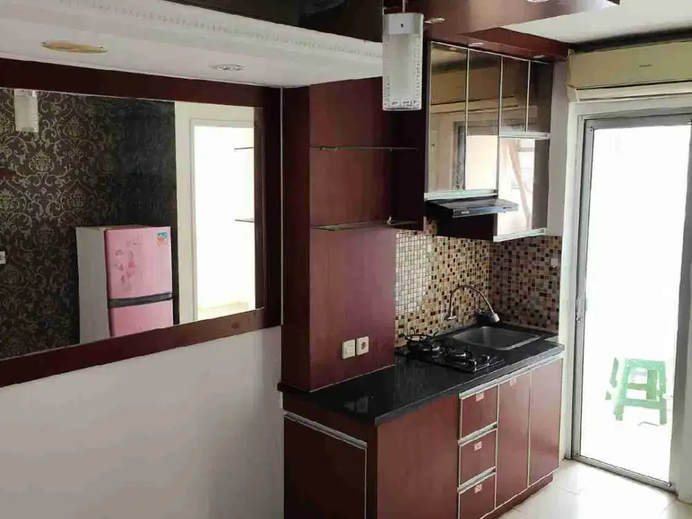 Disewakan 2 Kamar Semifurnished samping Mall Bassura City