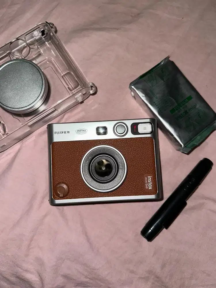 Jual kamera Instax Mini Evo Hybrid