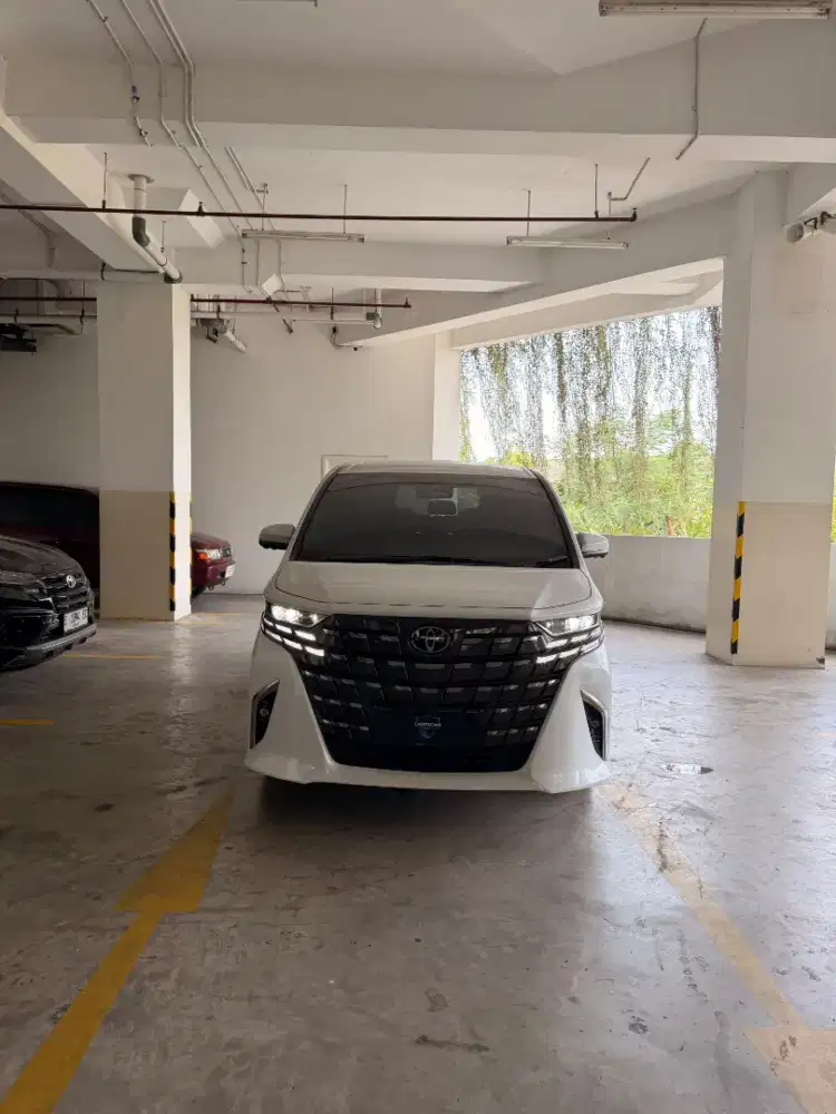 Toyota Alphard 2025 Hybrid