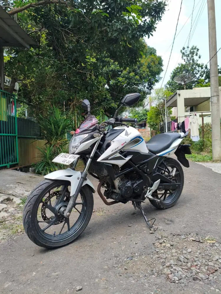 Honda CB 150R 2015 Streetfire Pajak Plat Hidup Panjang 2030