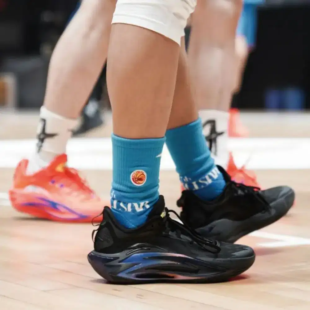 Sepatu basket anta shockwave 7 size 43
