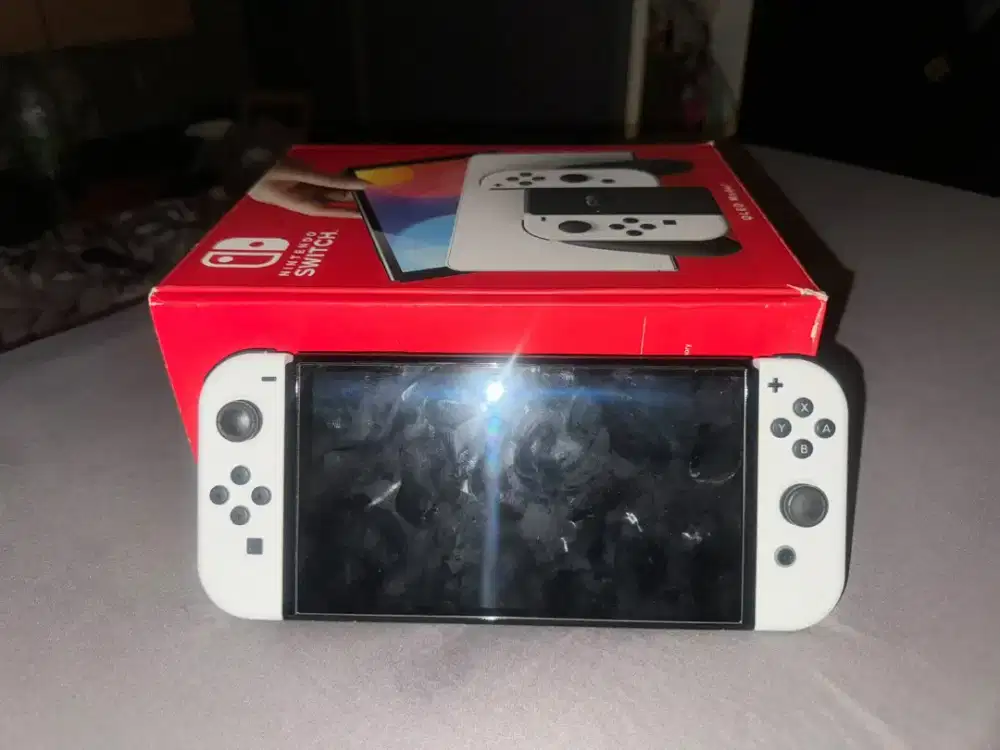 Nintendo Switch OLED White 256GB – Fullset, Kondisi Mulus