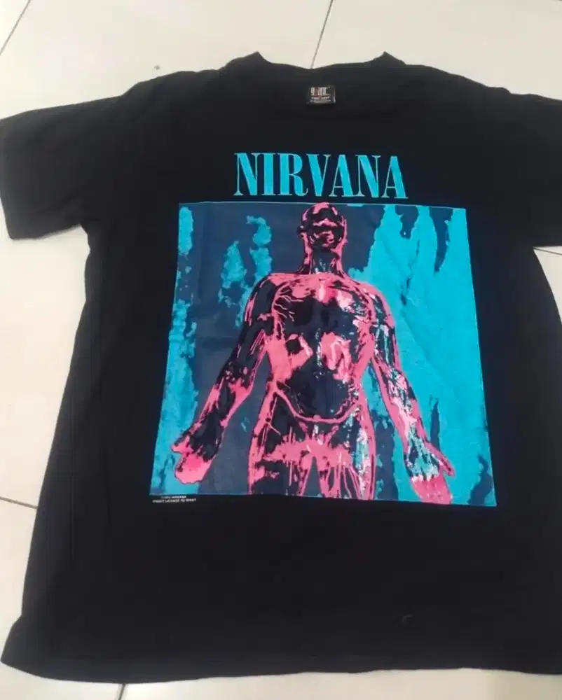 Kaos band Nirvana original