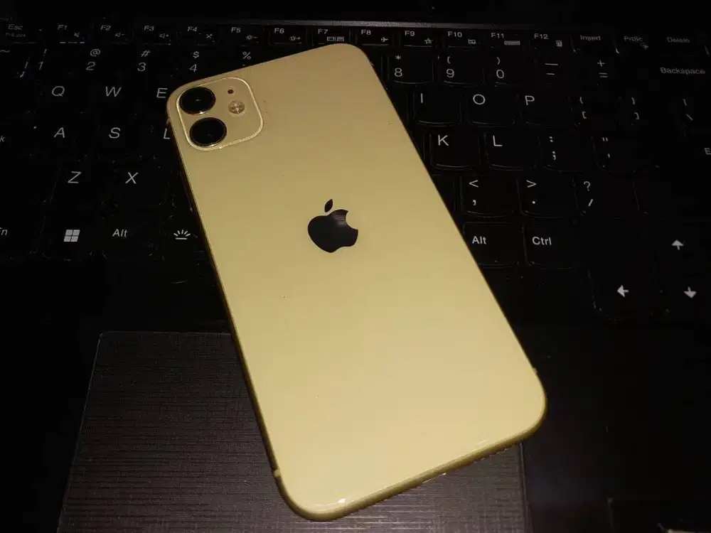 Iphone 11 64 GB Inter All Operator - Butter Yellow