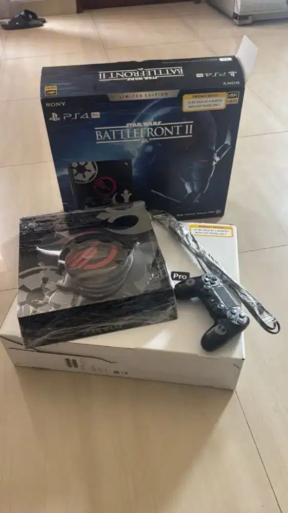 saya lagi cari ps 4 slim ps4 fat playstation 4 pro boleh tawarin saya