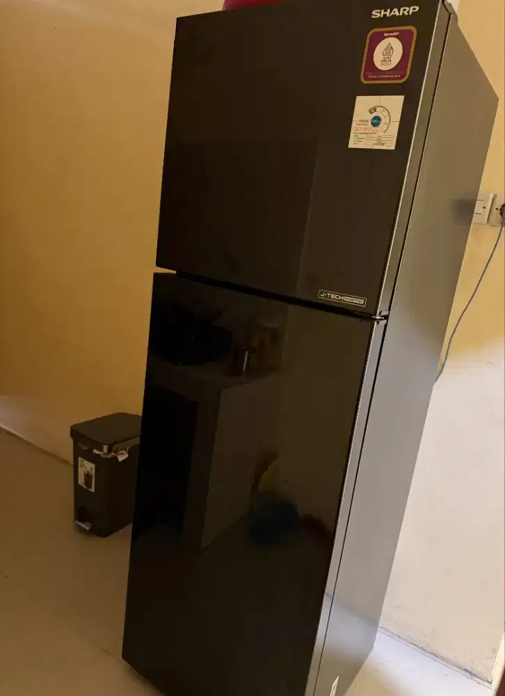 Kulkas Sharp 2pintu jtec