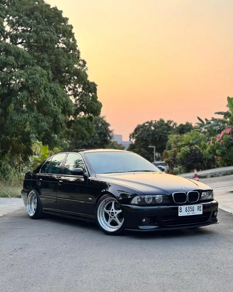 BMW E39 520i Double glass