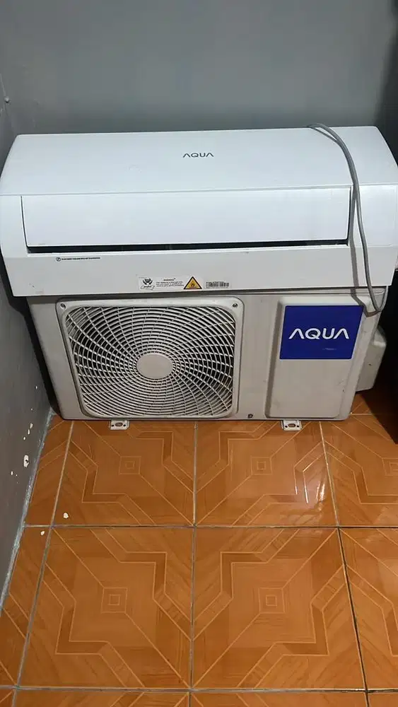 Di jual ac AQUA JAPAN setengah PK