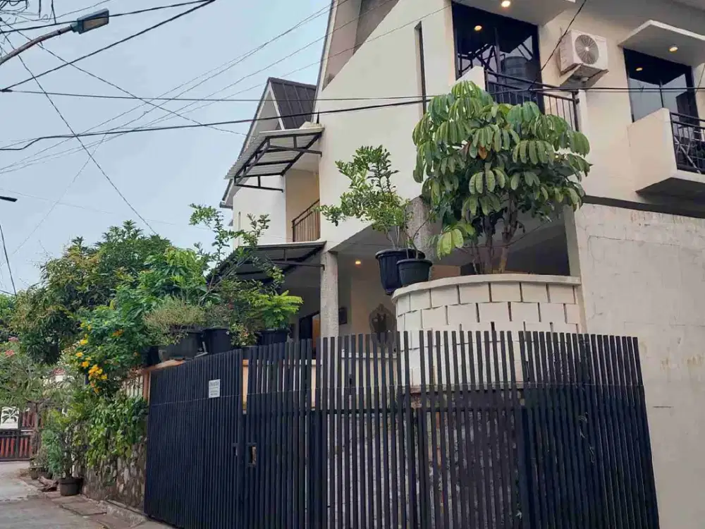 Kost-kostan Aktif Bangunan Baru Di Mampang Prapatan Jakarta Selatan