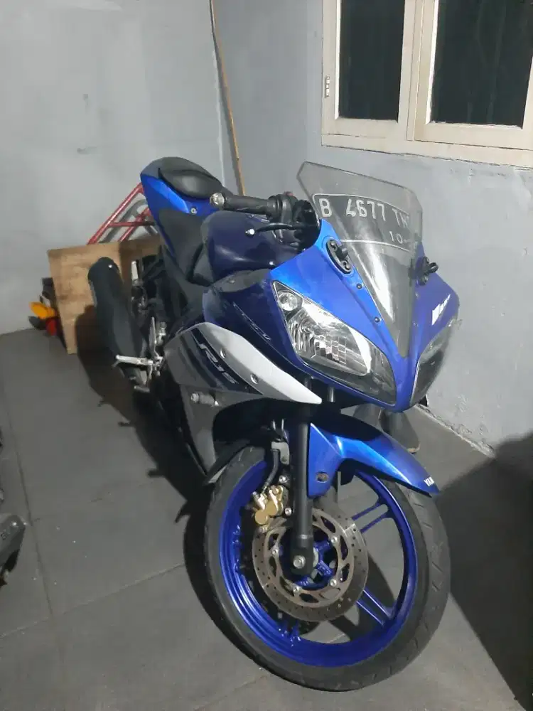 YAMAHA R15 V2 TAHUN 2016
