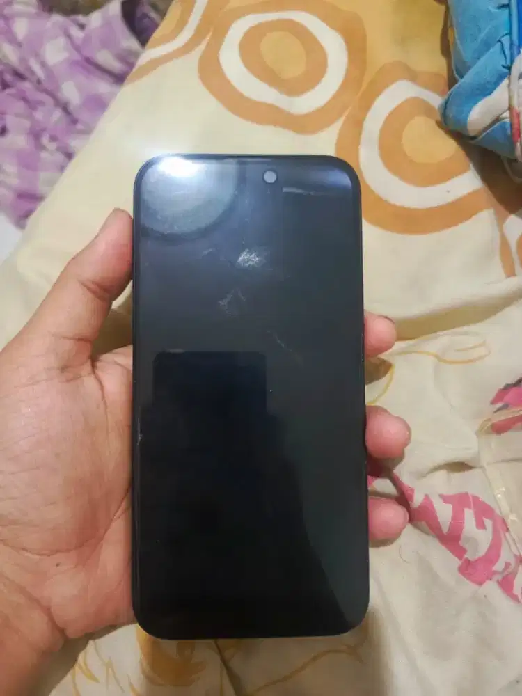Iphone 15 Plus 128 warna hitam
