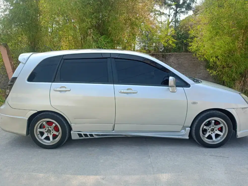 Suzuki aerio 2005 komplit hidup