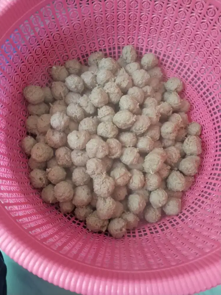 Helper dapur produksi