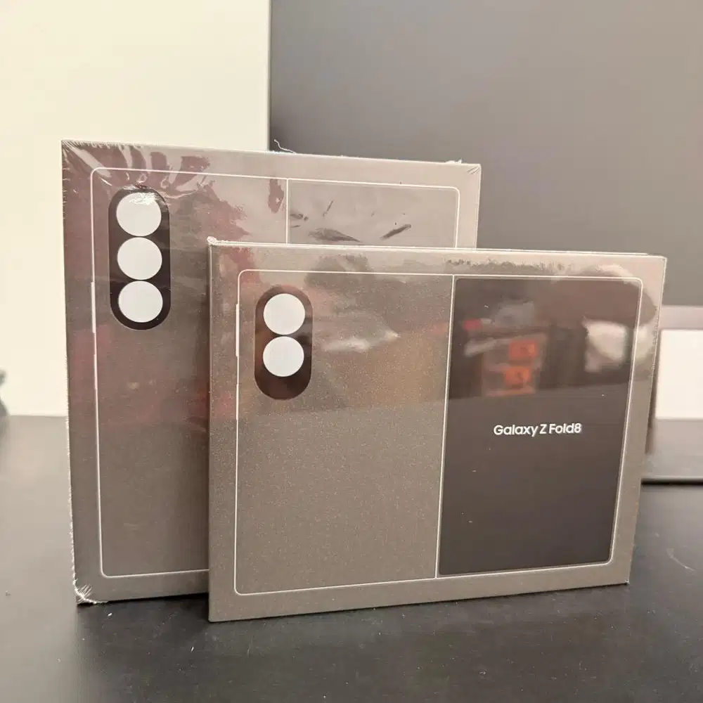 SAMSUNG Z FOLD 8 ULTRA Baru BNIB Segel utuh garansi RESMI INDONESIA