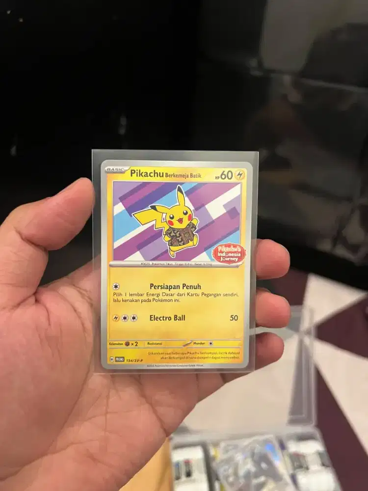 Pikachu Batik (Pokemon Card)