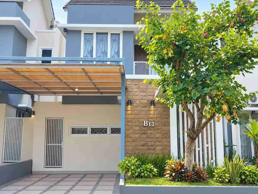 DIJUAL RUMAH 2 LANTAI SEMI FURNISHED DEKAT STASIUN TUGU DI NOGOTIRTO JOGJA