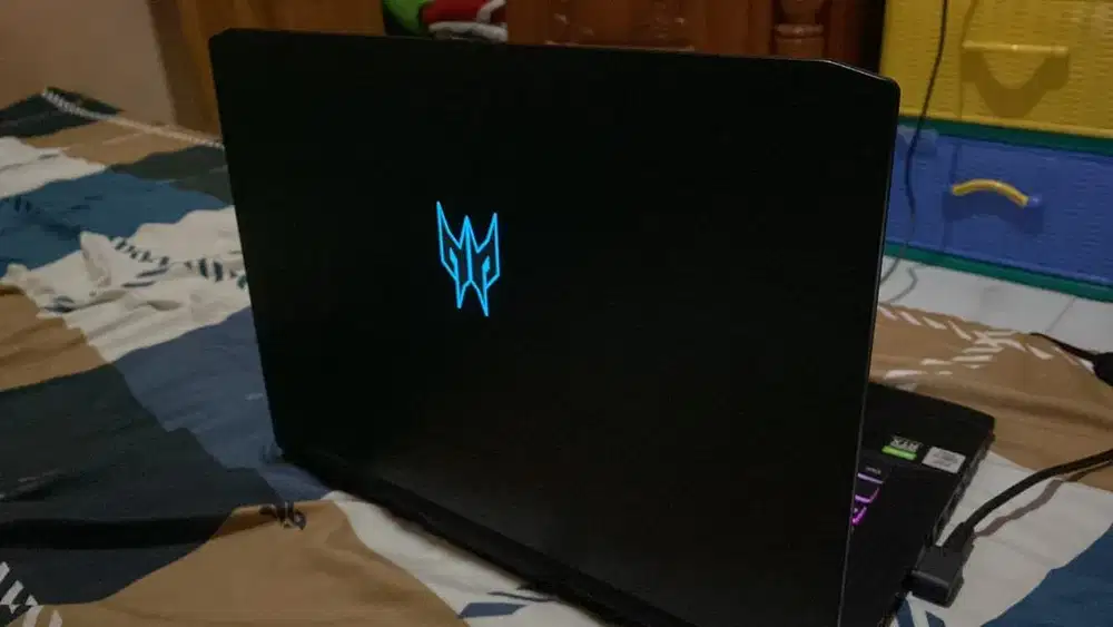 Laptop acer triton 500 ram 16 gb/ storage 1 TB