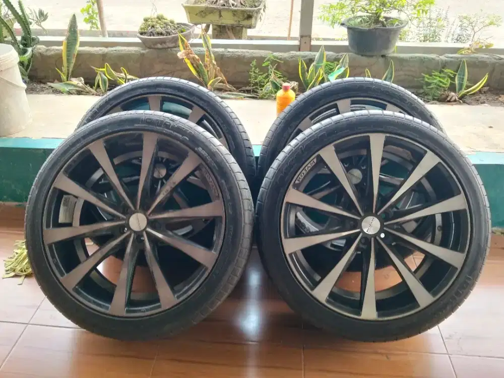 Velg  R22 kondisi lecet pemakaian tidak ada retak dan bengkang