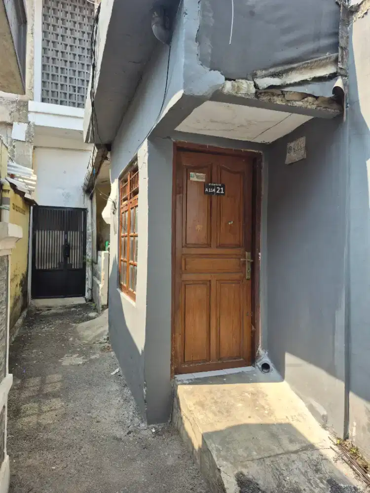 Di kontrak kan rumah di jalan percetakan negara tiga