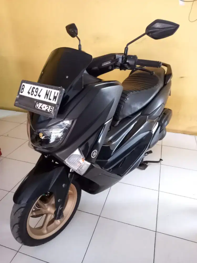Yamaha nmax hitam dof