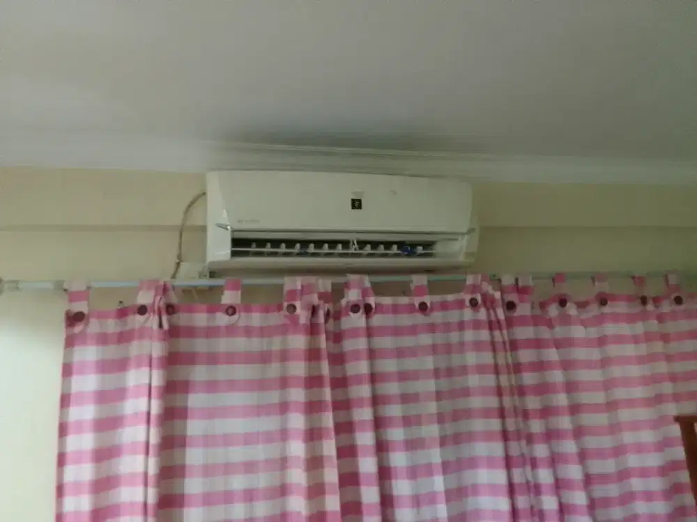 Dijual AC Sharp bekas