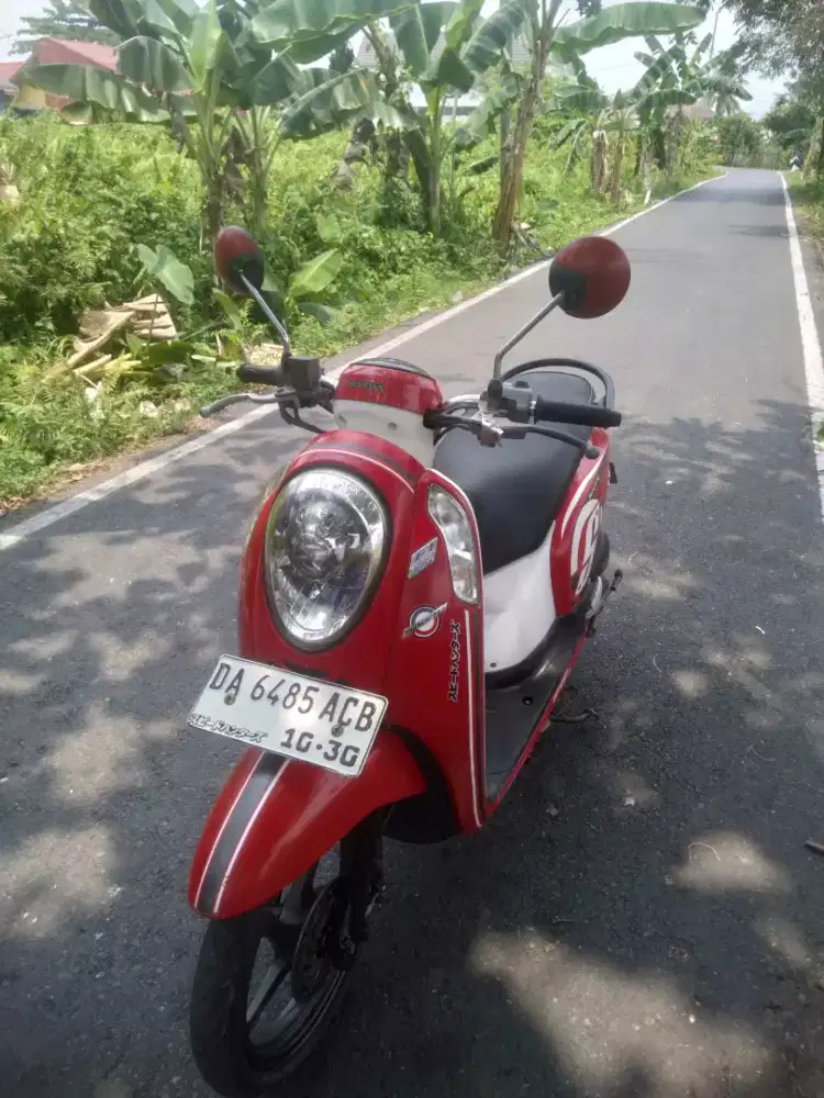 Honda scoopy tahun 2015