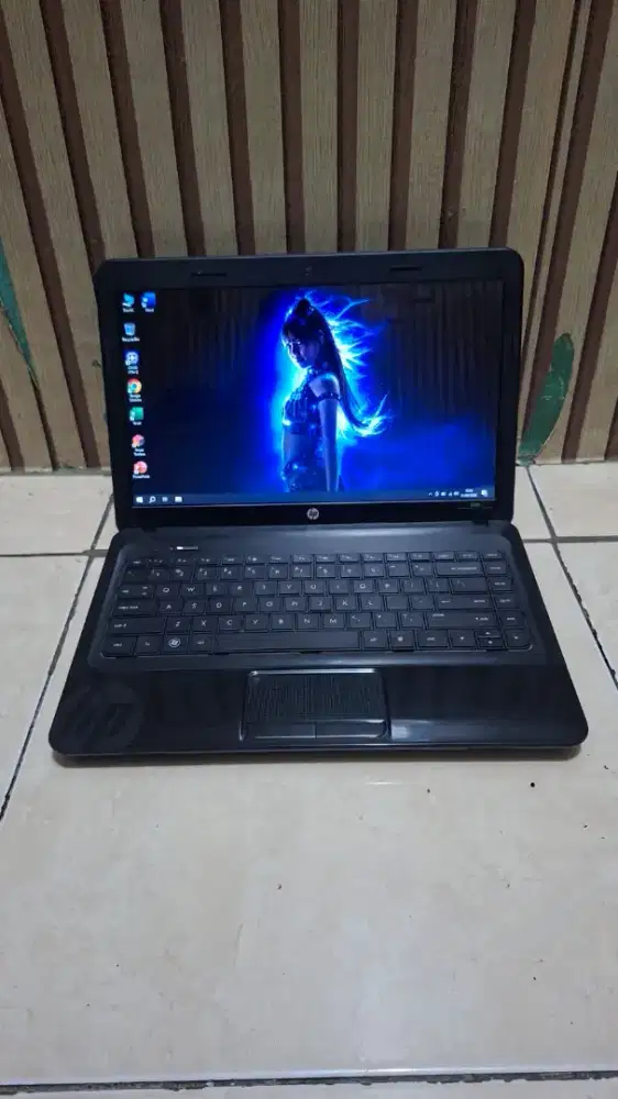 Forsale LAPTOP HP 1000