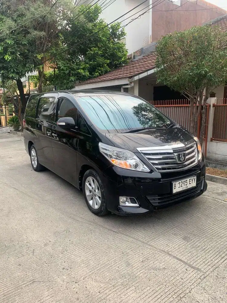 Toyota Alphard 2013 Bensin