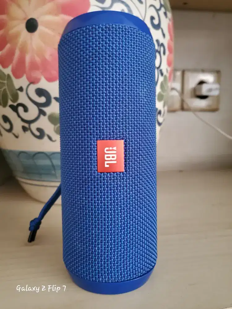 Jlb flip 3 original