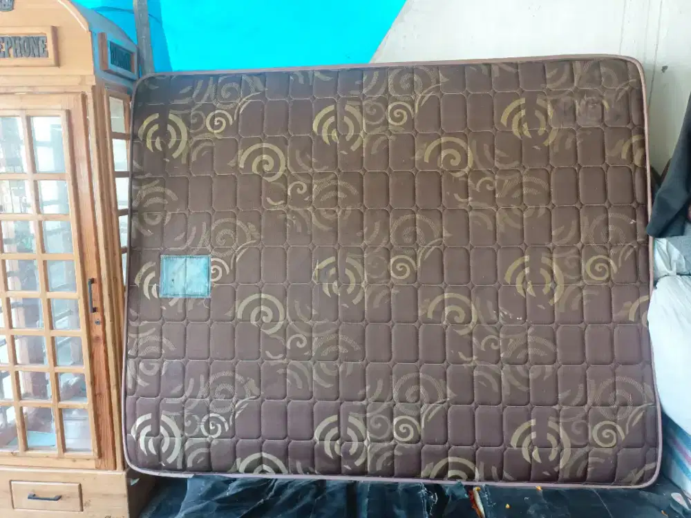 Kasur springbed