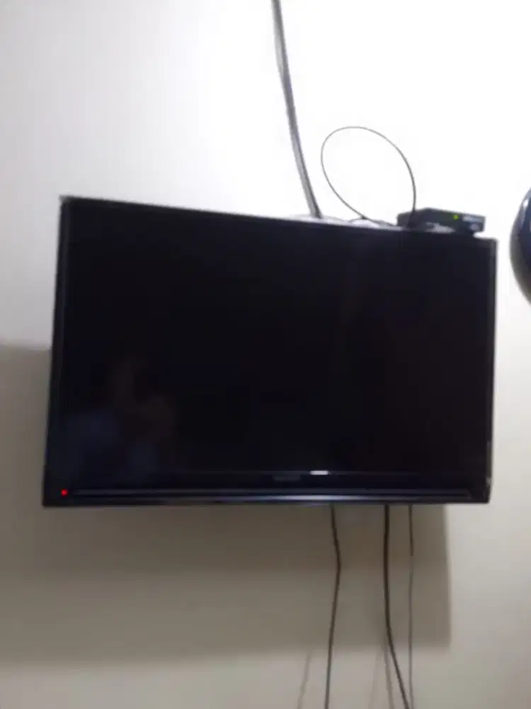 Dijual TV 32 in sharp