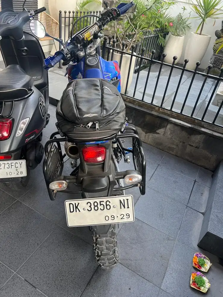 Yamaha WR155 biru 2024
