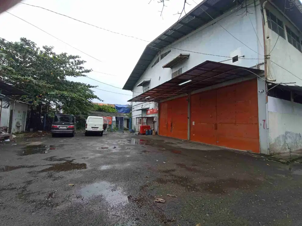 Gudang Siap huni di Ciracas Jakarta Timur