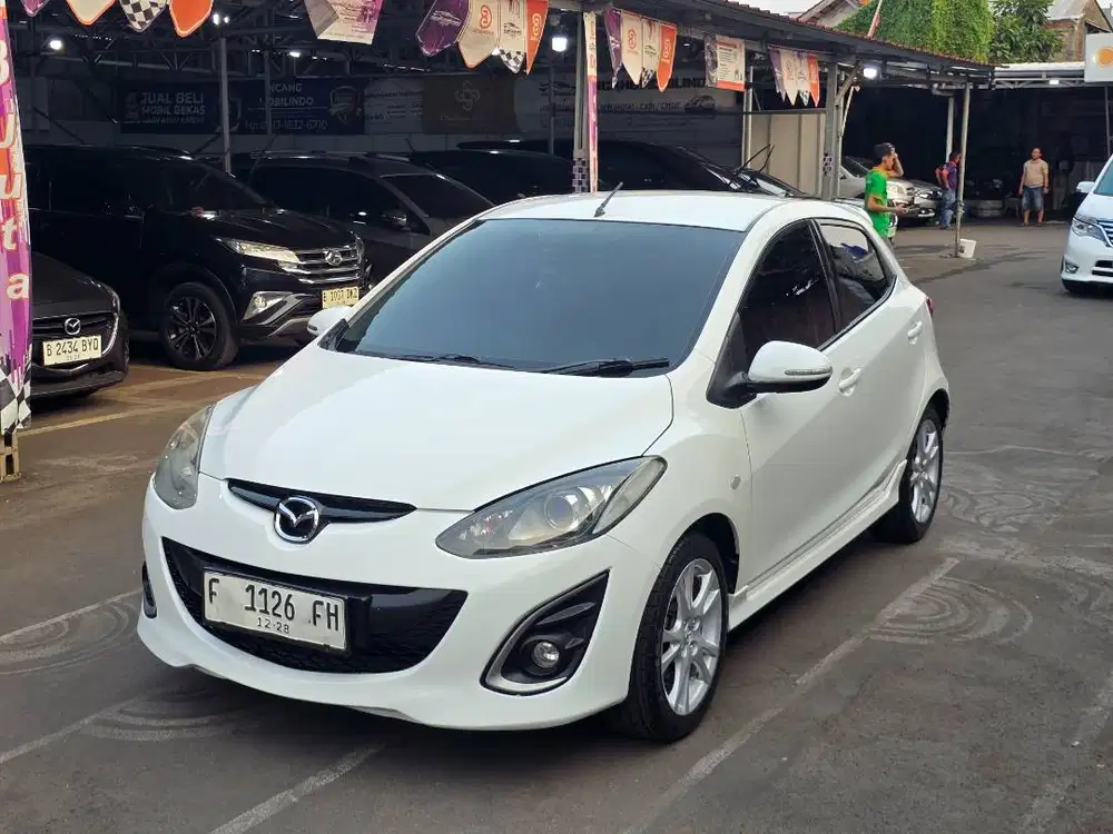Mazda 2 R Matic 2012 Dp 5 Juta JaDeTaBek