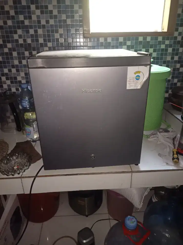 kulkas Hisense 80 watt