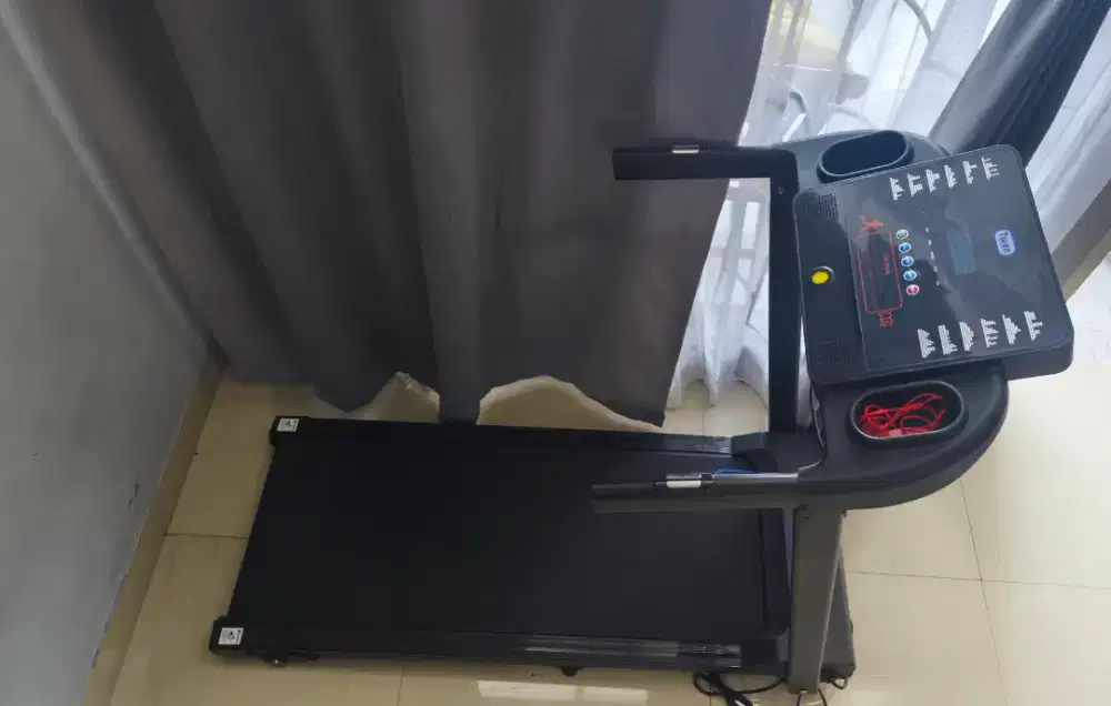 Treadmill TWEN T200WA new Low watt