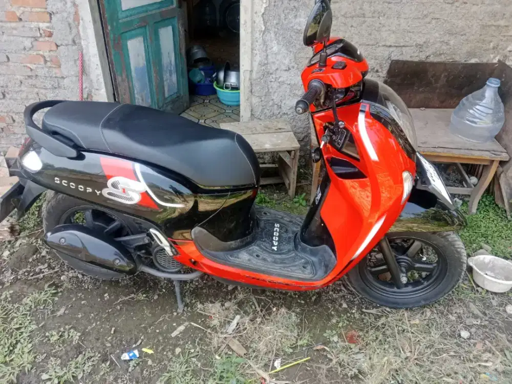 Scoopy terbaru 2024