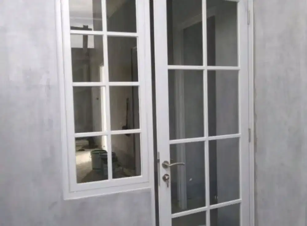 Pasang Pintu Kusen Jendela Aluminium Untuk Gedung Rumah Kantor Toko
