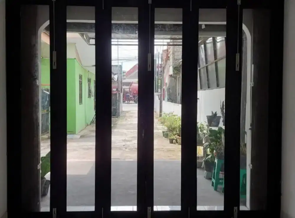 Pasang Pintu Kusen Jendela Aluminium Untuk Gedung Rumah Kantor Toko