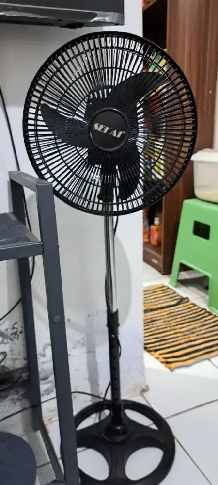 Kipas Angin Sekai 10 inch