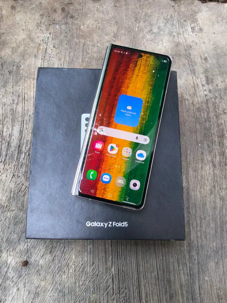 Samsung Z Fold5 ram 12/512