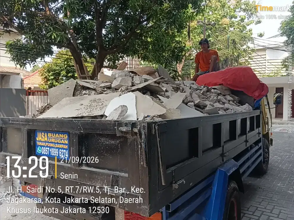 Jasa buang puing dan urugan