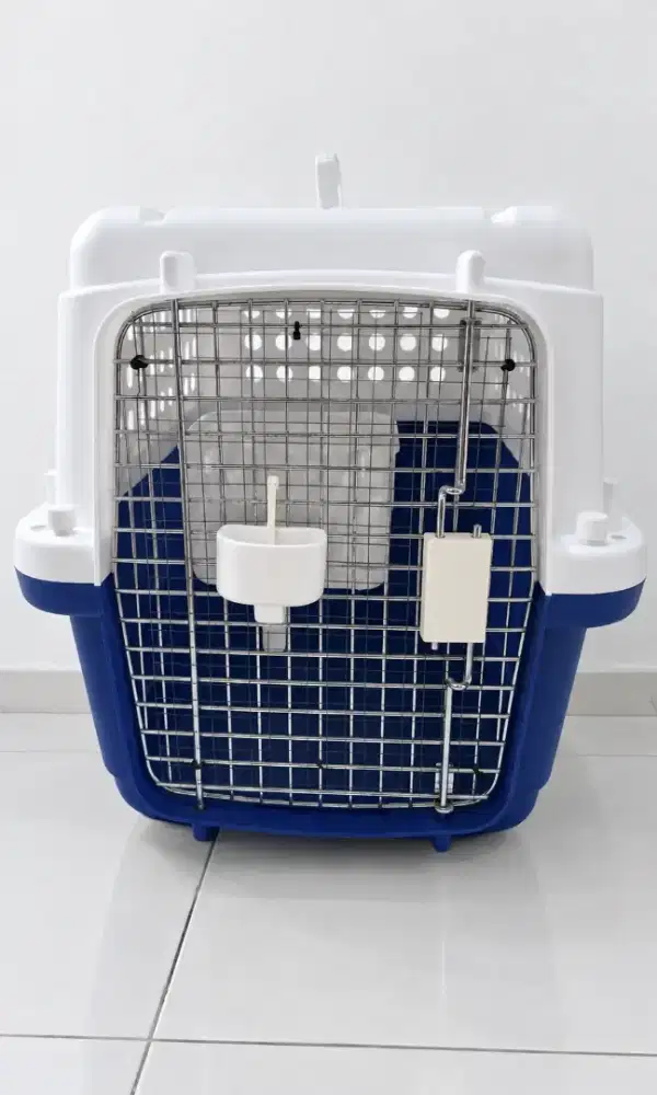 Pet Cargo / Kennel Box 85cm Second