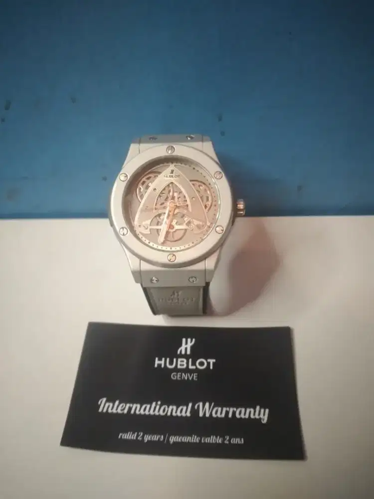 jual cepat murah jam tangan baru Hublot Geneve automatic istimewa