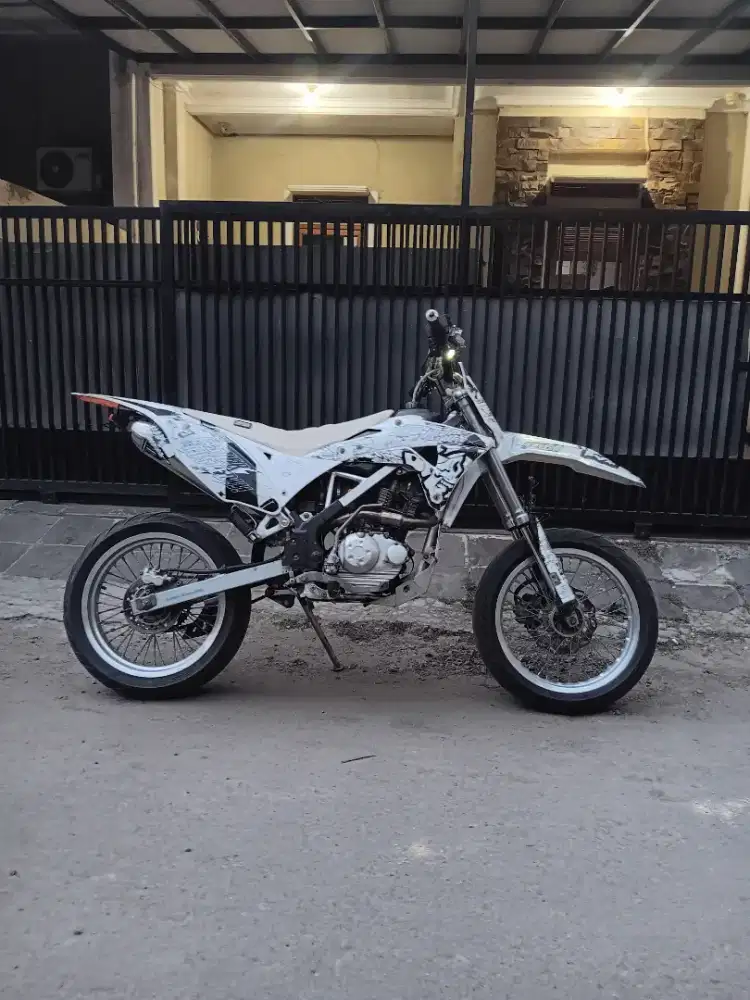 Kawasaki KLX 150 Tahun 2012