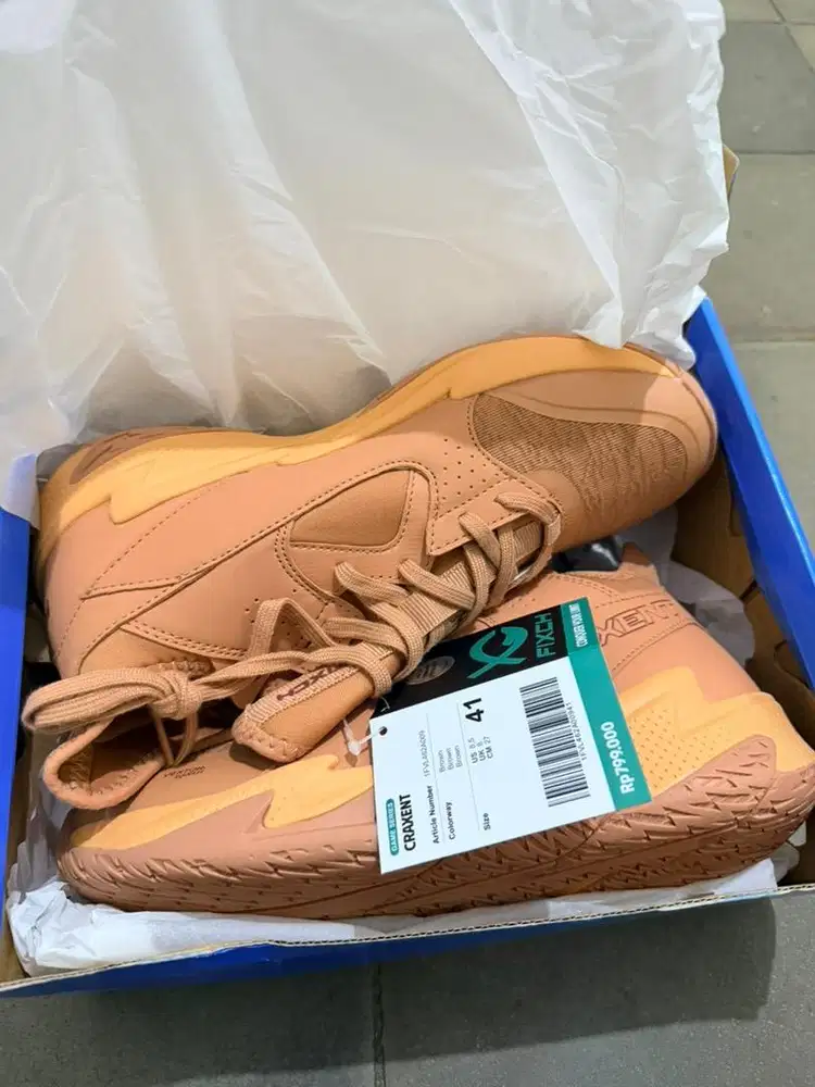 Sepatu Volly Fixch uk 41
