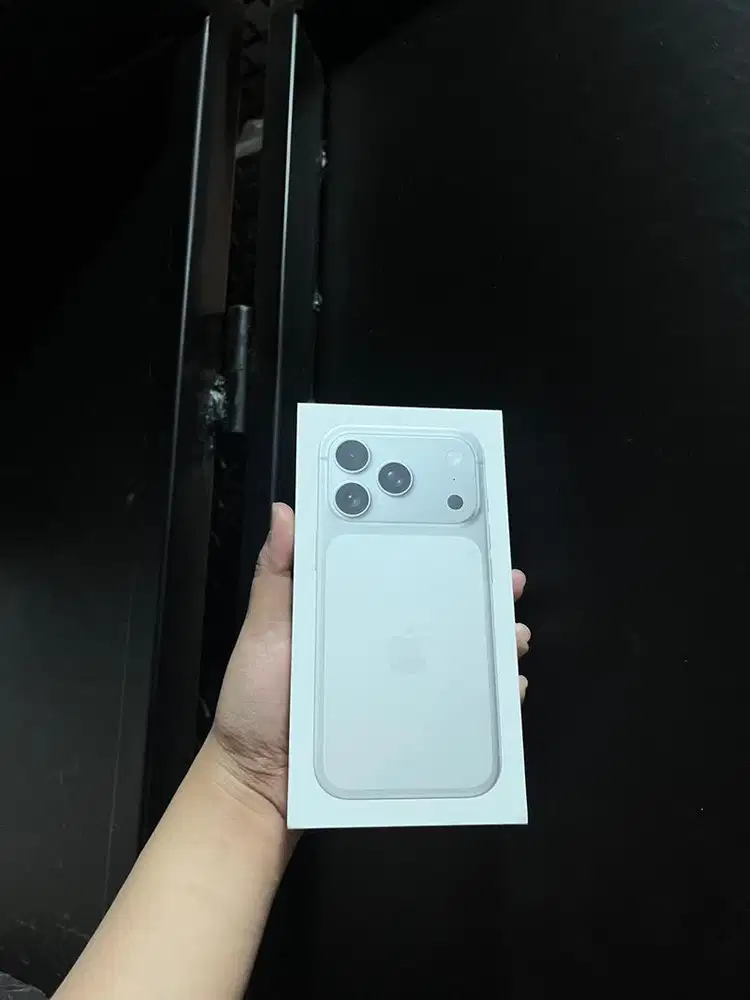 iPhone 17 Pro 256 GB iBox