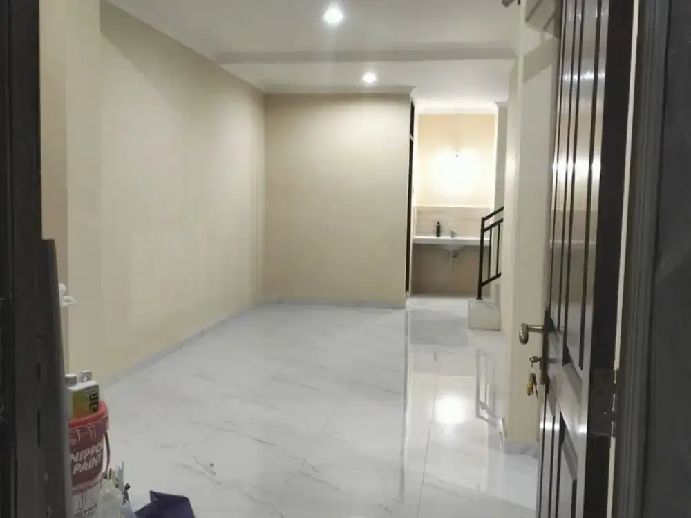 Rumah disewakan di Citraland dekat G walk